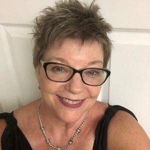 Meet your Posher, Dorise